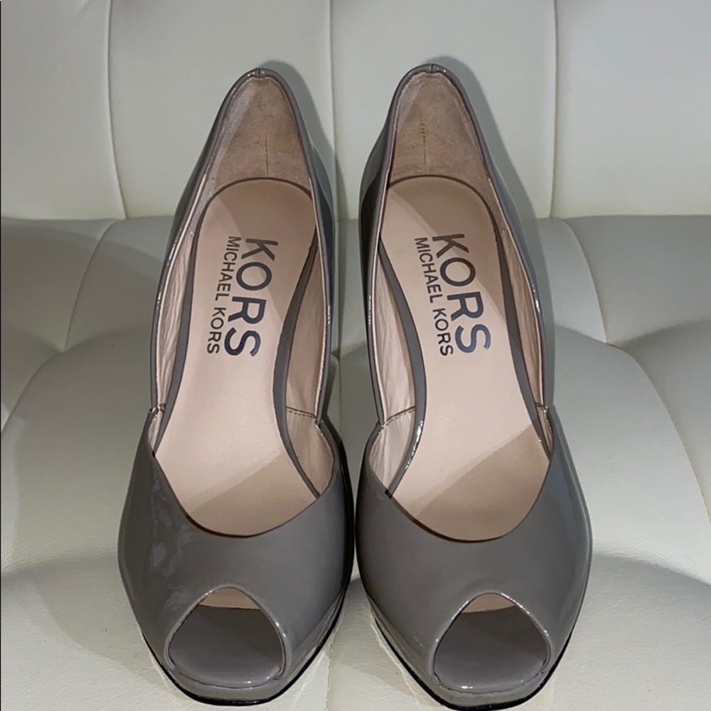 KORS Michael Kors Wedges Pumps Gray Size 6